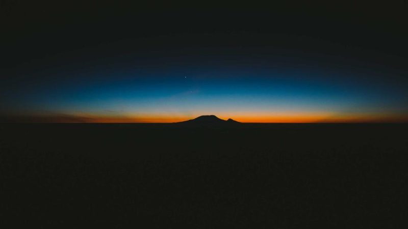 VMware 安装 macOS 虚拟机完整教程：从解锁到 Sequoia 畅跑-黑苹果 - 纯净黑苹果镜像下载站
